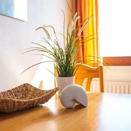 Strandhaus-nr-9-og-rechts